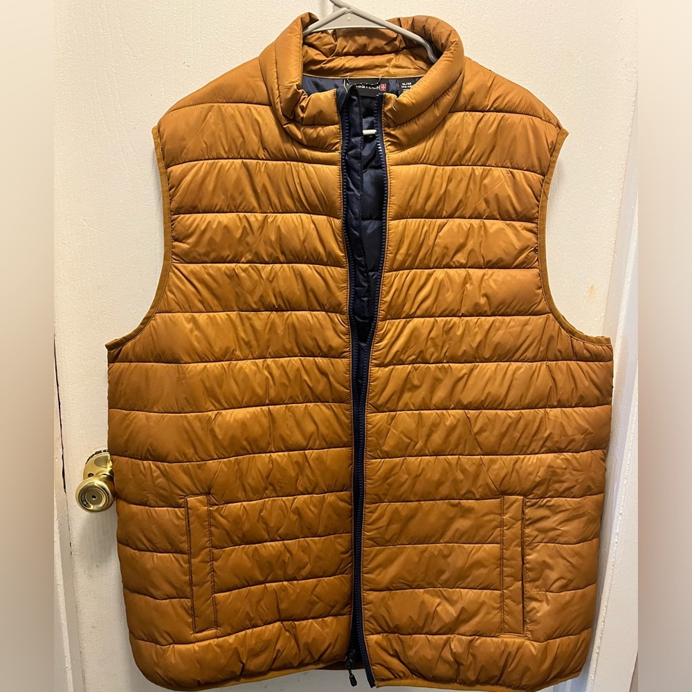 Swiss Tech quilted vest jacket size XL